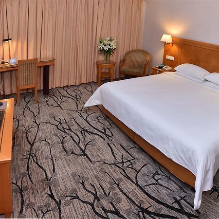 Starway Zhuhai Bihai Hotel Exterior photo