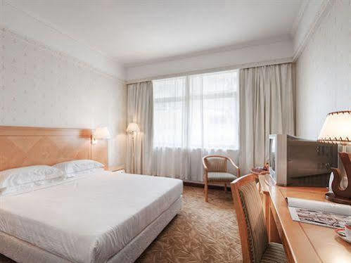 Starway Zhuhai Bihai Hotel Exterior photo
